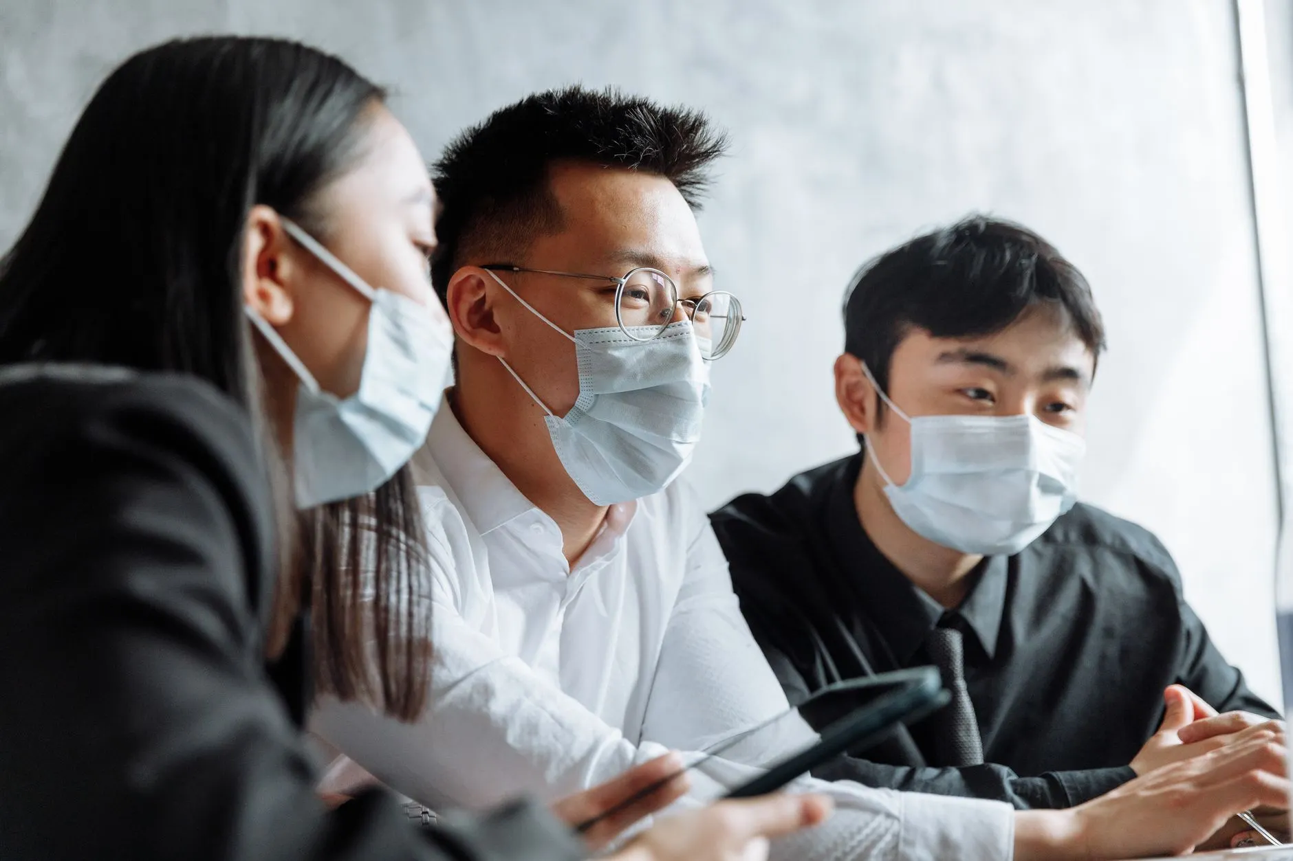 窗帘布艺生产工艺流程优化与质量管控要点解析